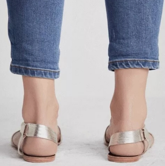 Free People Under Wraps Sandals Gold - Picture 2 of 5